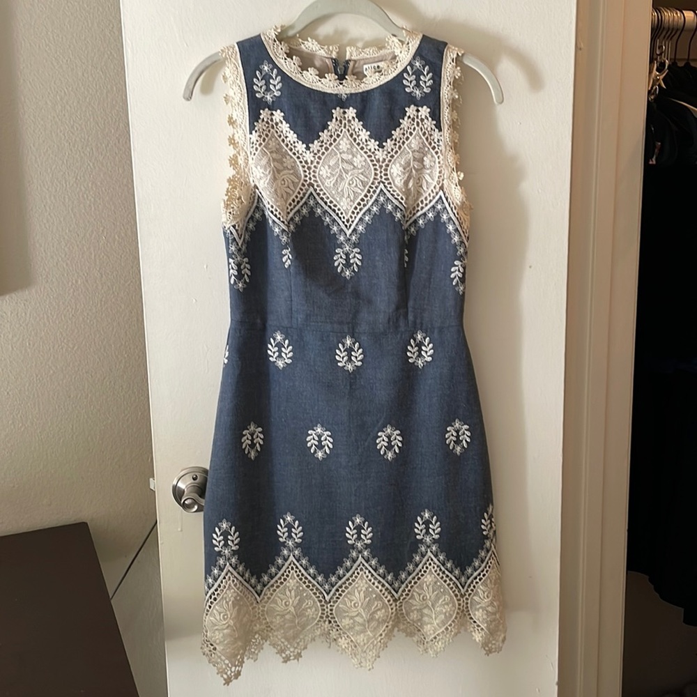 Alice + Olivia Dress